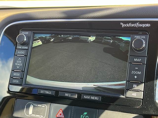 三菱 アウトランダーＰＨＥＶ