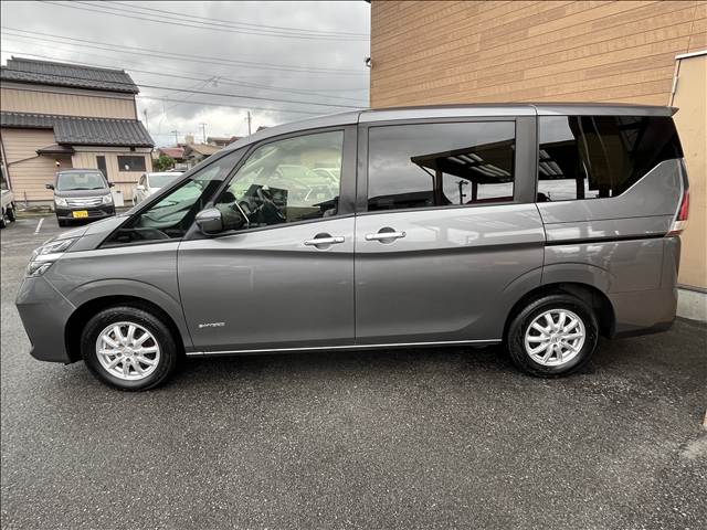 日産 セレナ