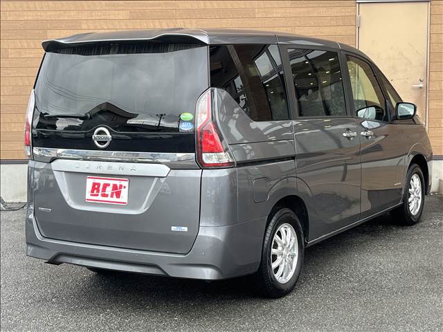 日産 セレナ