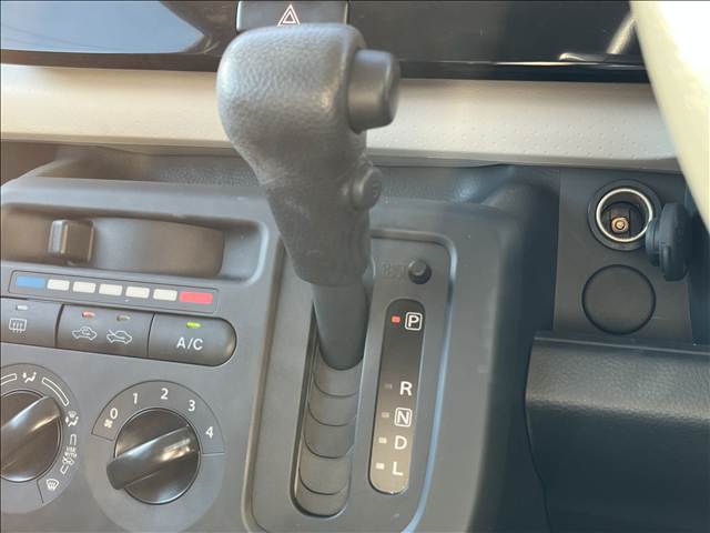 日産 モコ
