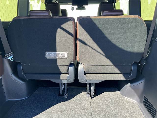 トヨタ エスクァイア　ハイブリッド
