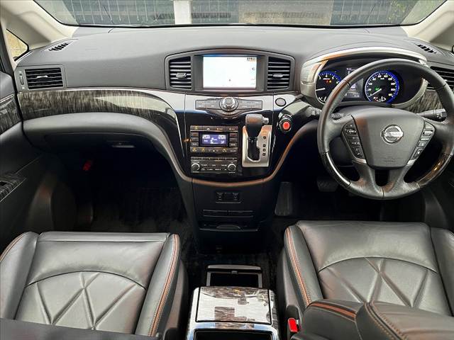 日産 エルグランド