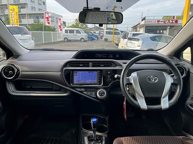 トヨタ アクア
