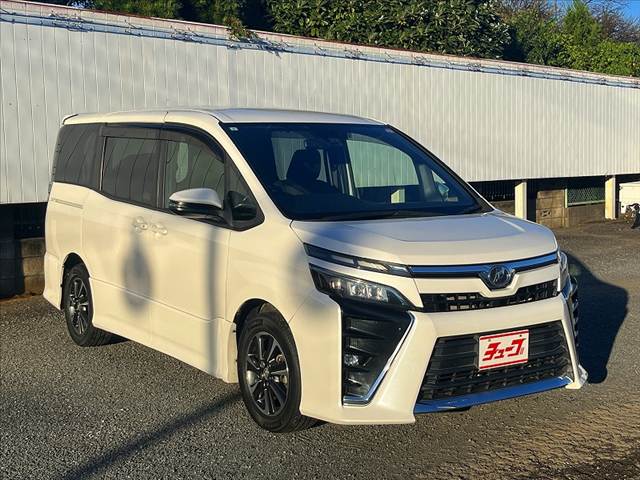 トヨタ ヴォクシー