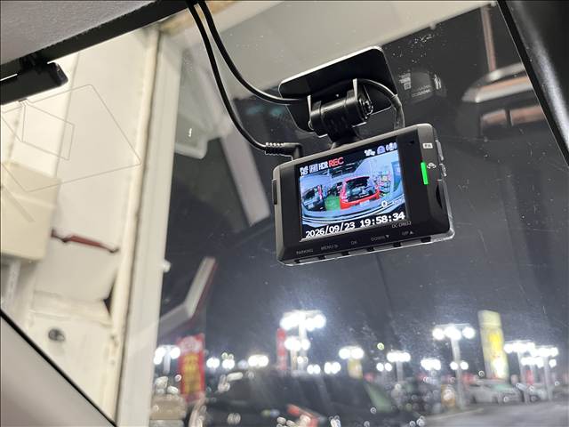 トヨタ ライズ　ハイブリッド
