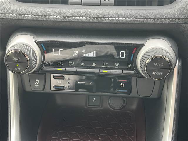 トヨタ ＲＡＶ４　ハイブリッド
