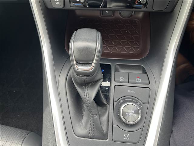 トヨタ ＲＡＶ４　ハイブリッド