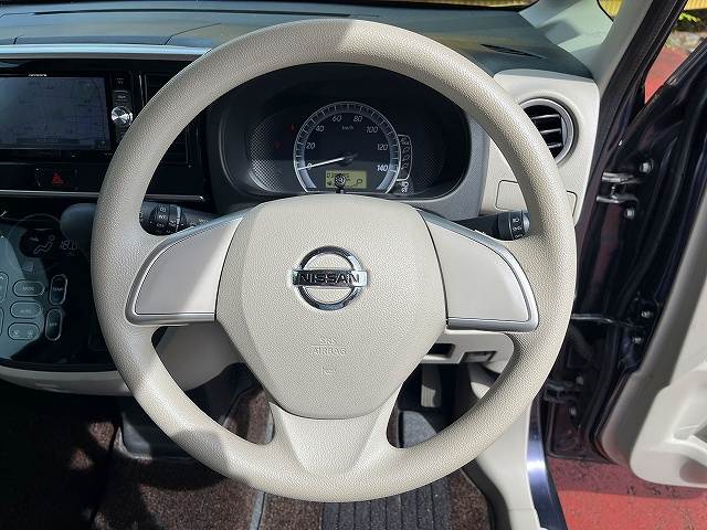 日産 デイズ　ルークス