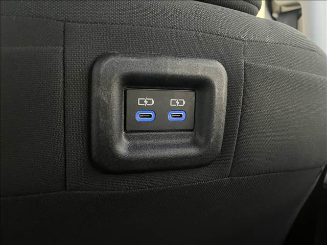 トヨタ シエンタ　ハイブリッド