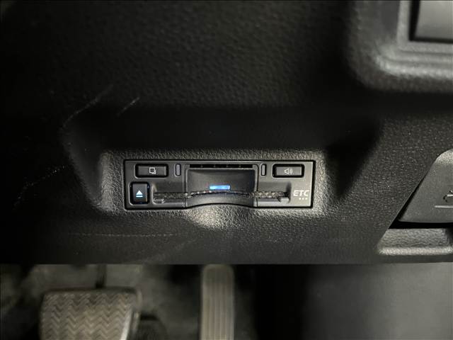 トヨタ シエンタ　ハイブリッド