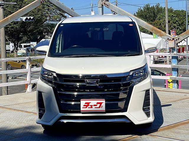 トヨタ ノア