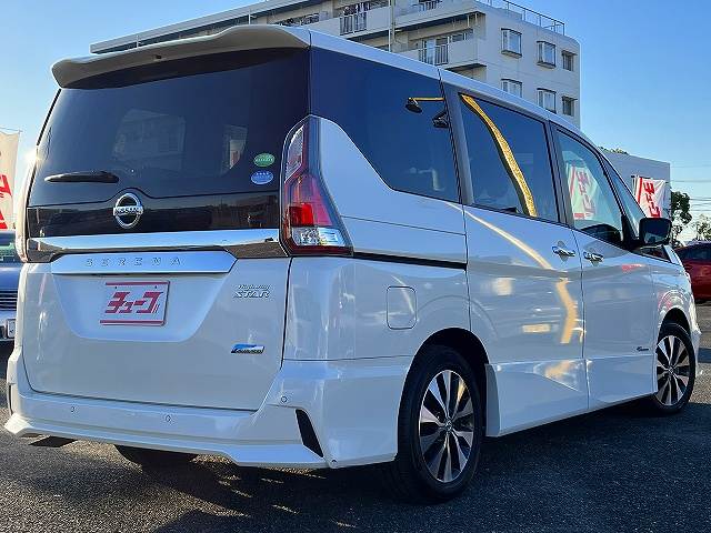 日産 セレナ