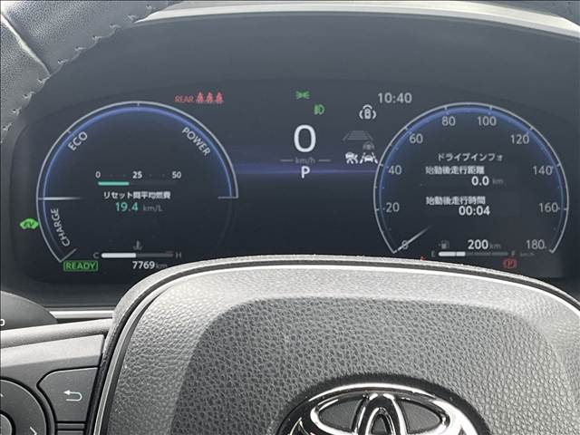 トヨタ カローラクロス　ハイブリッド