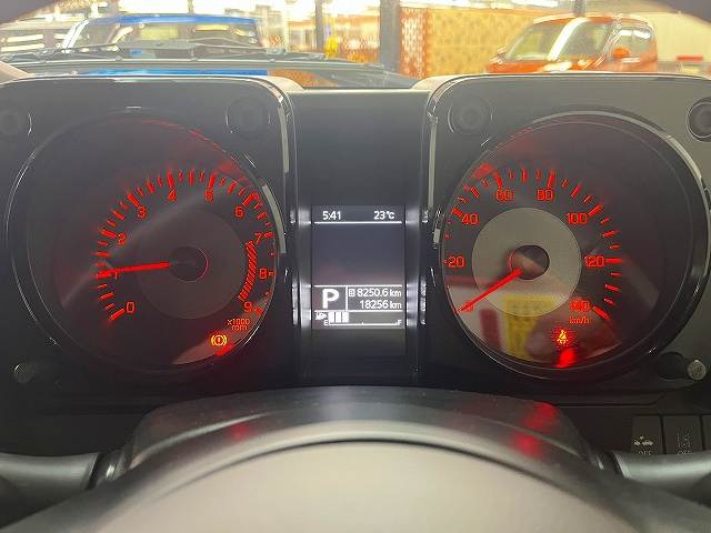 スズキ ジムニー