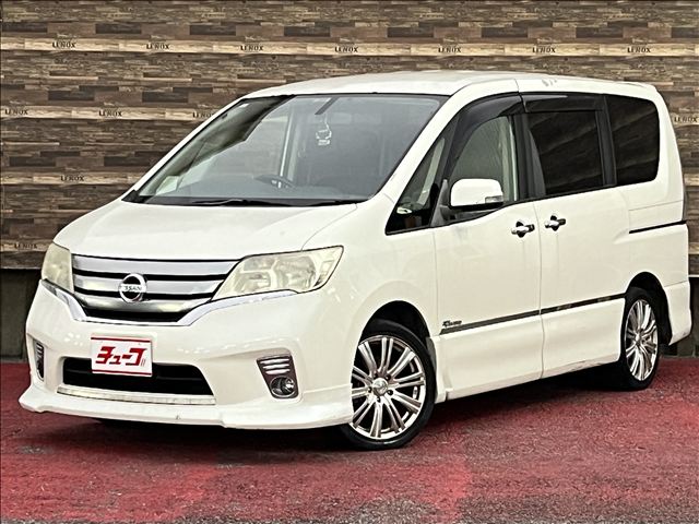 日産 セレナ