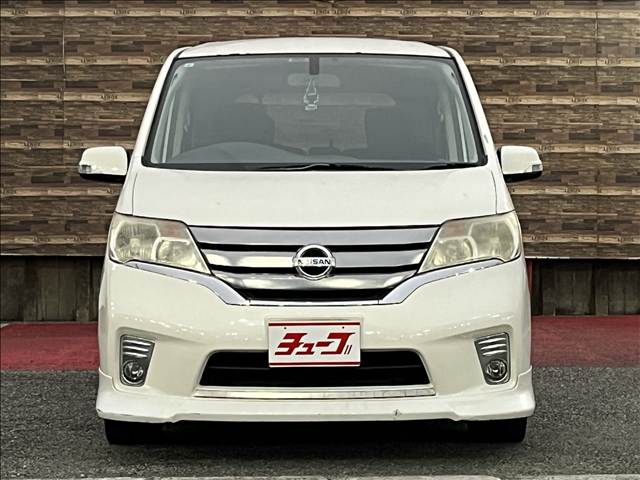 日産 セレナ