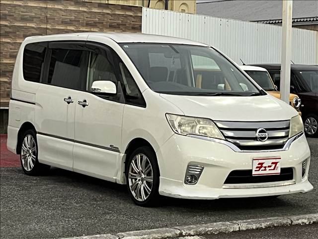 日産 セレナ