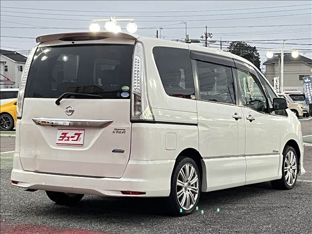 日産 セレナ