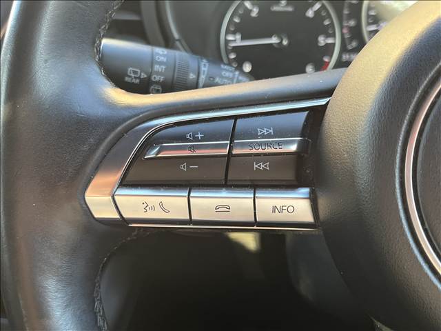 マツダ ＭＡＺＤＡ３　ファストバック