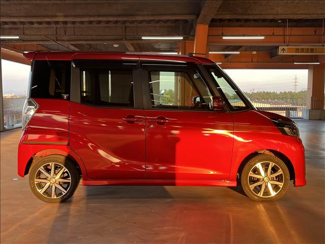 日産 デイズ　ルークス
