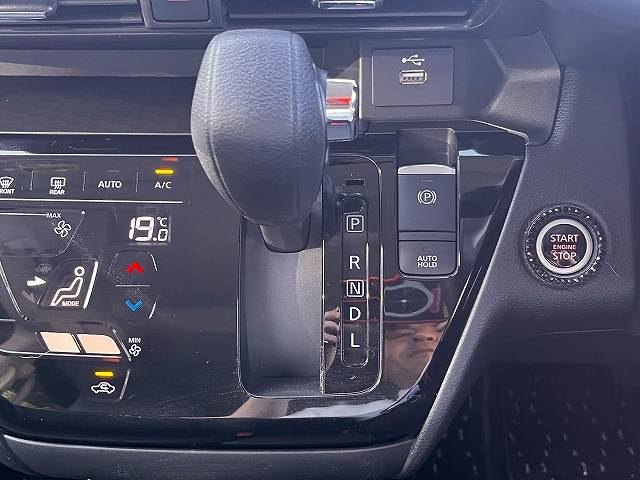 日産 ルークス