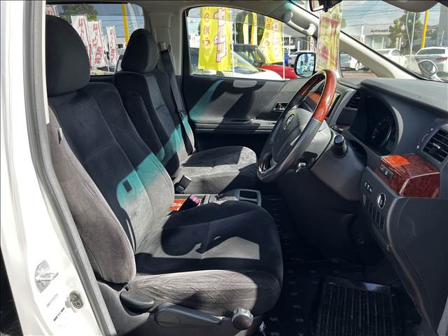 トヨタ ヴェルファイア