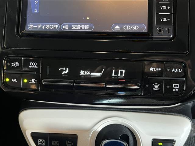 トヨタ プリウス