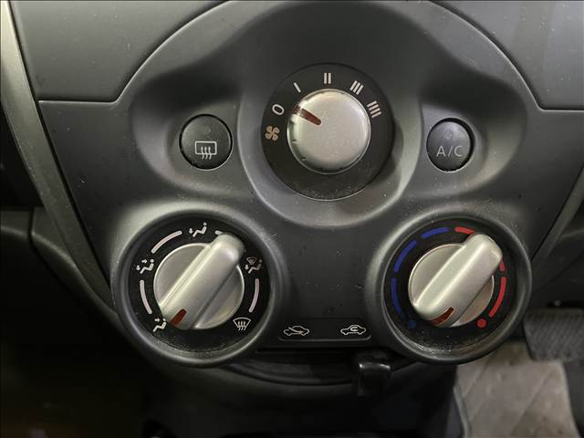 日産 マーチ　ＨＢ