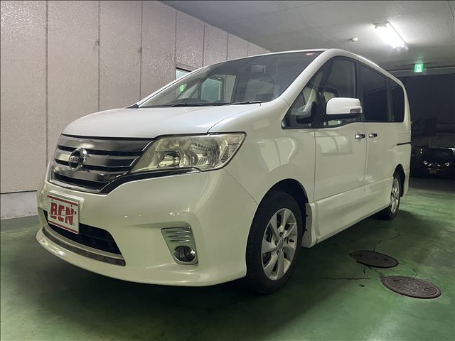 日産 セレナ