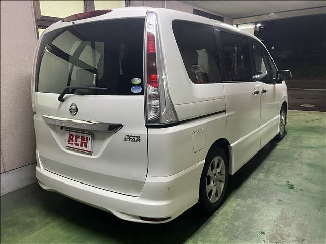 日産 セレナ