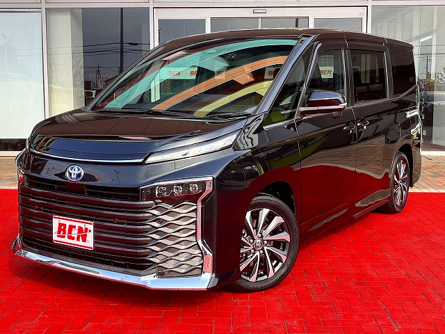 トヨタ ヴォクシー　ハイブリッド