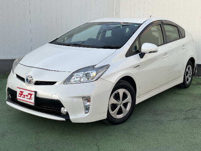 トヨタ プリウス