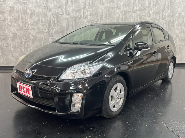 トヨタ プリウス