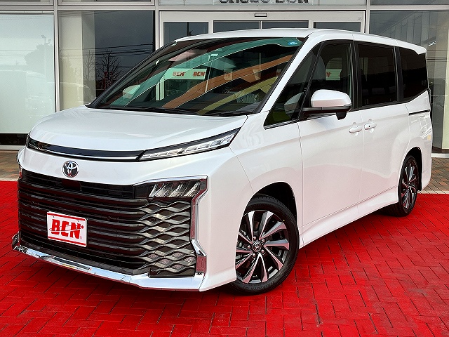 トヨタ ヴォクシー　ハイブリッド