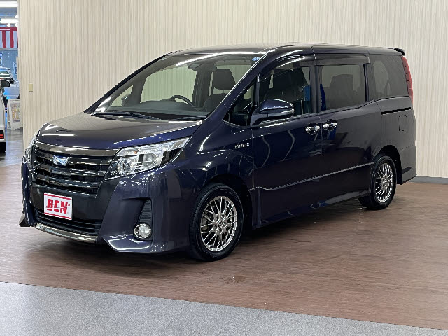 トヨタ ノア　ハイブリッド