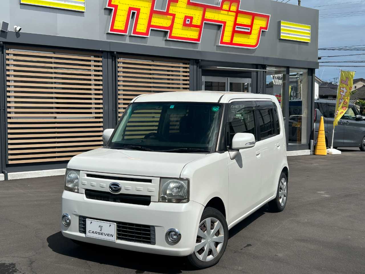 ダイハツ ムーヴ　コンテ