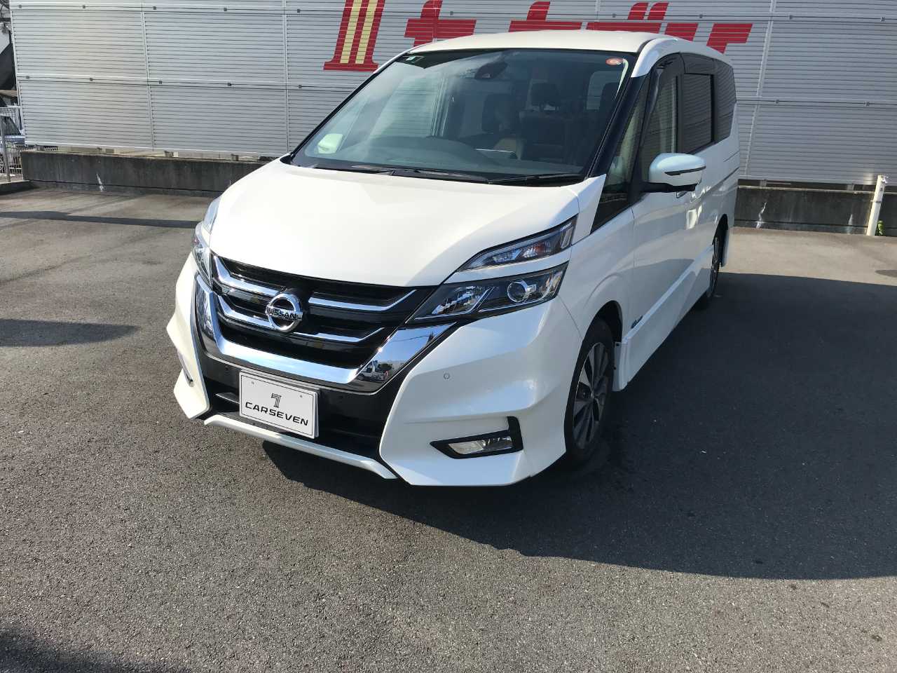 日産 セレナ