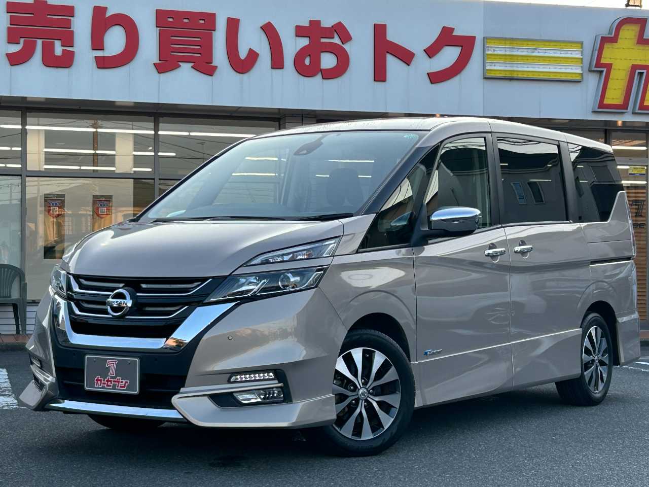 日産 セレナ