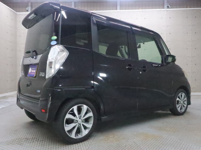 日産 デイズ　ルークス