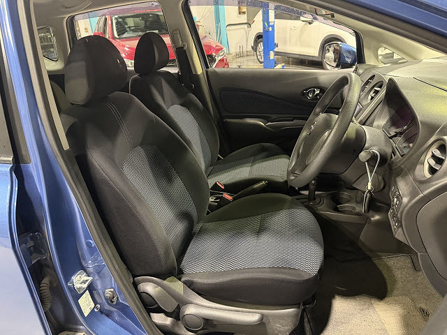 日産 ノート　ＨＢ