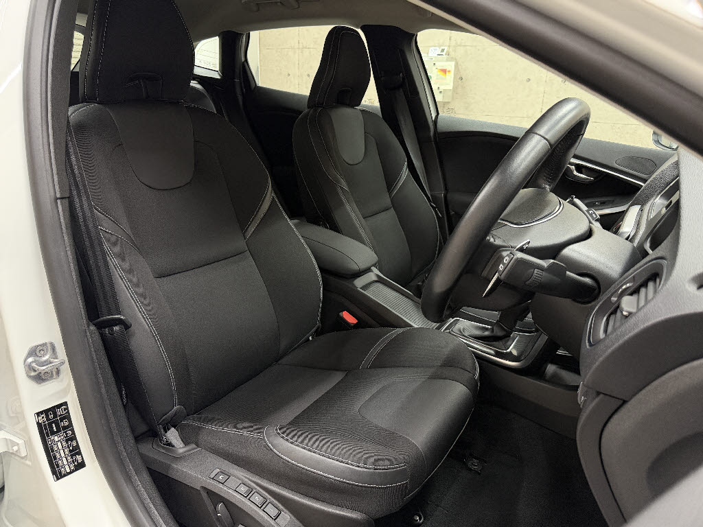 ボルボ ボルボ　Ｖ４０　ＳＷ