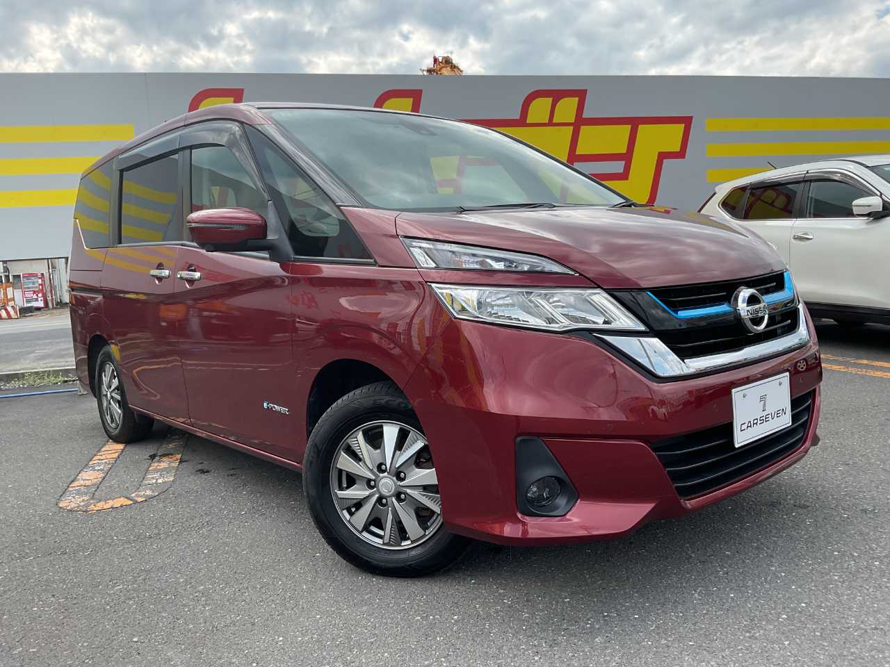 日産 セレナ