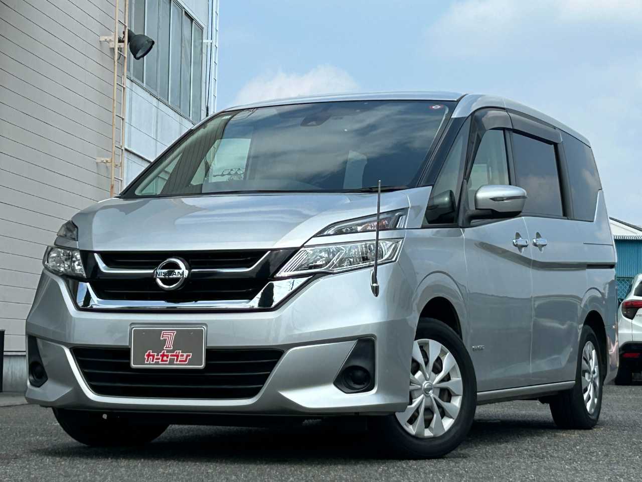 日産 セレナ