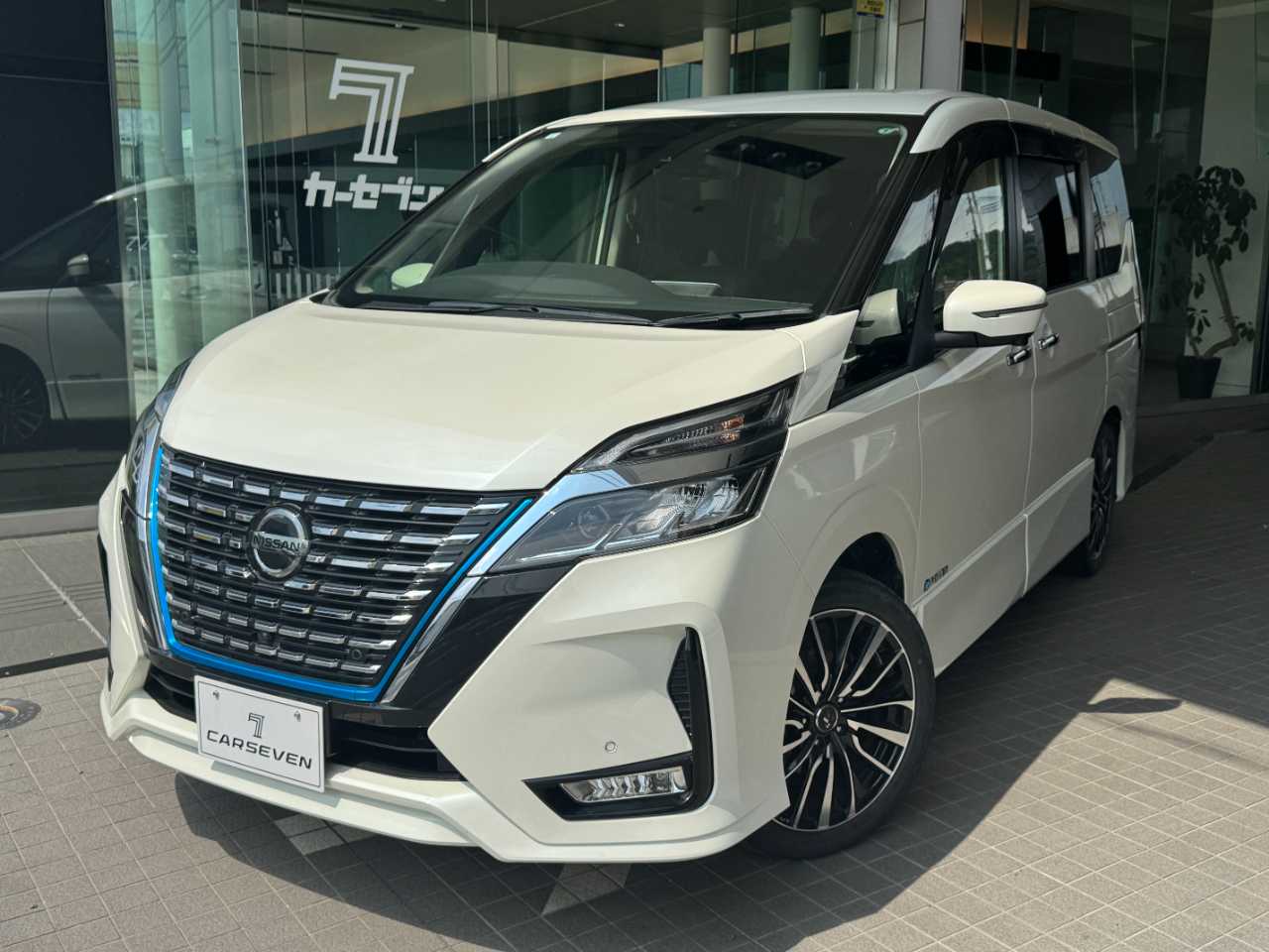 日産 セレナ