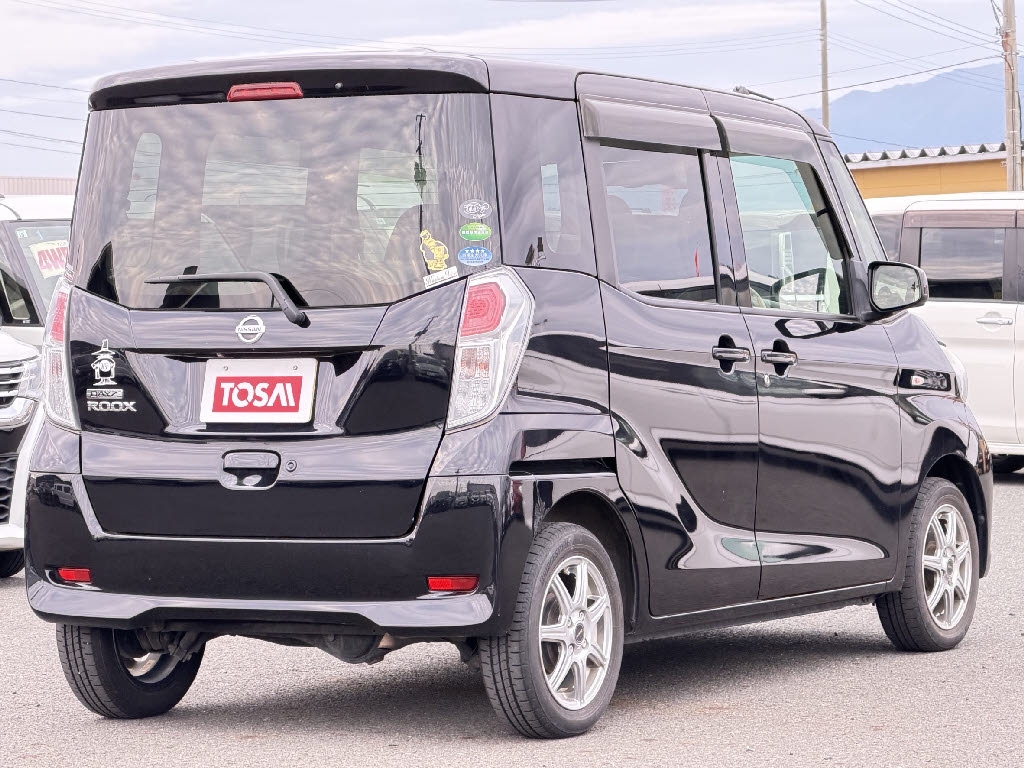 日産 デイズ　ルークス