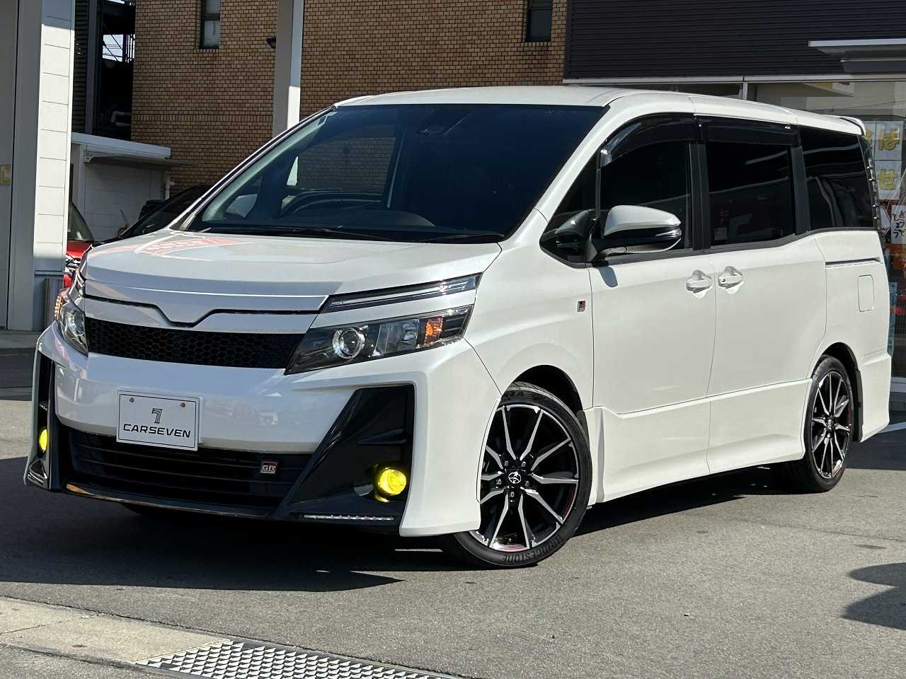 トヨタ ヴォクシー