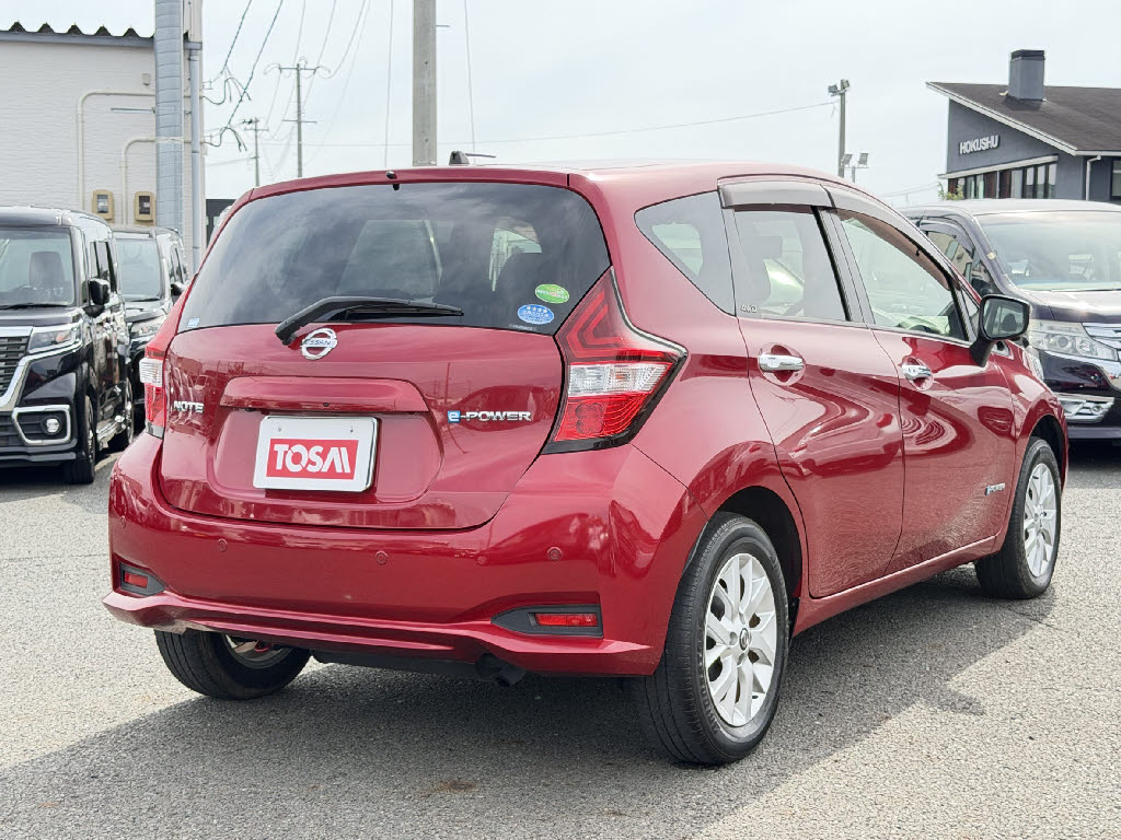 日産 ノート　ＨＢ