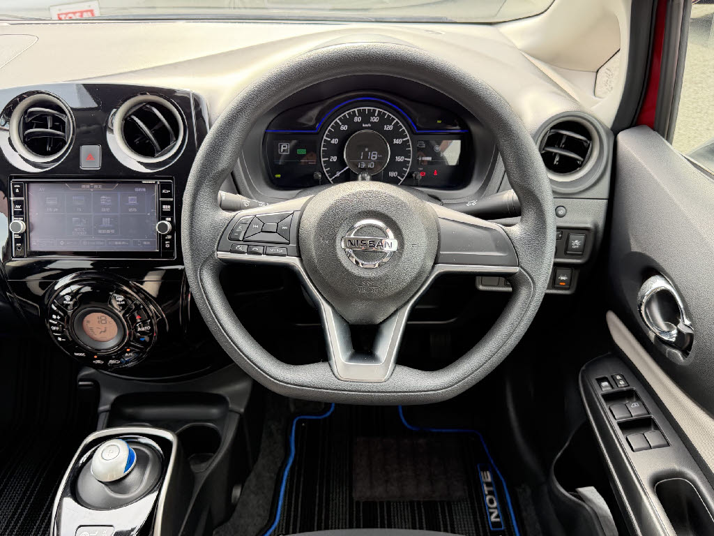 日産 ノート　ＨＢ
