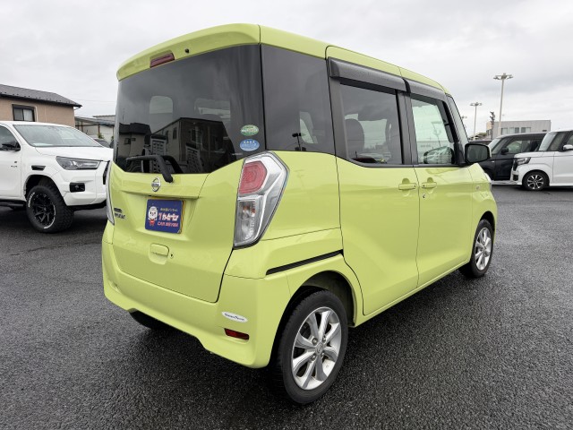 日産 デイズ　ルークス