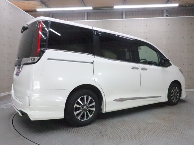 トヨタ エスクァイア